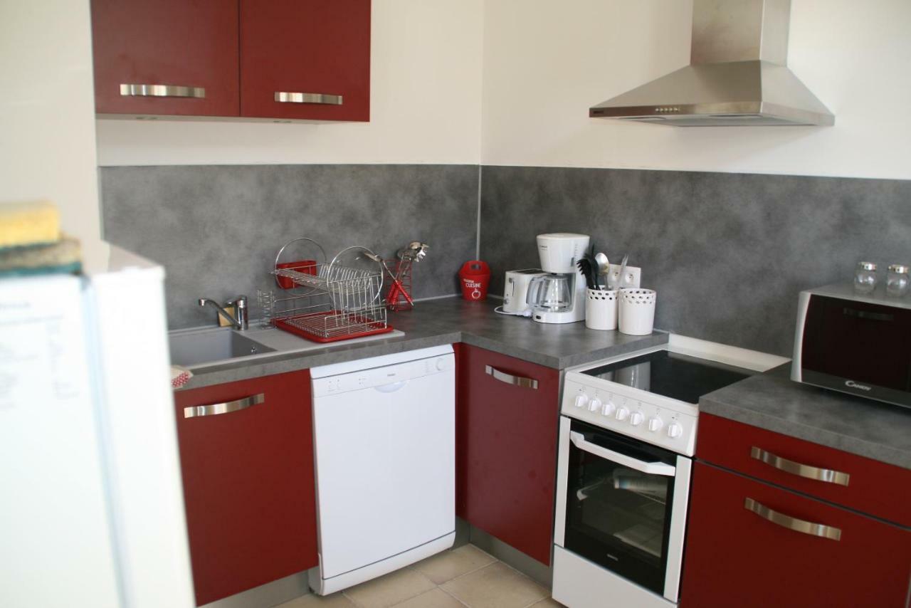 Les Demeures De La Laigne Bed & Breakfast Allas-Bocage ภายนอก รูปภาพ
